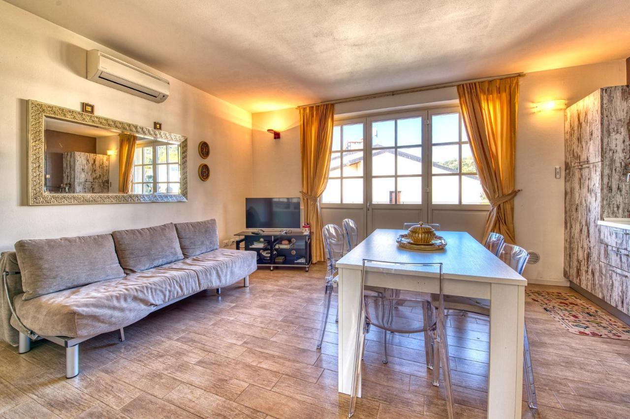 Apartmentsgarda - Corte Dei Molini ภายนอก รูปภาพ
